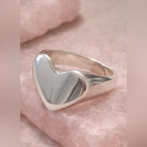 Taxco Sterling Silver Handmade Ring Heart Shaped Mexican Silver Jewelry.